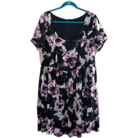 Torrid Dress 18 Black Midi Floral Feminine Whimsigoth Fairy Neutral Skater Flowy - Picture 1 of 14